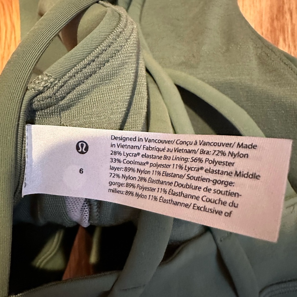 Lululemon Top - Picture 3 of 3